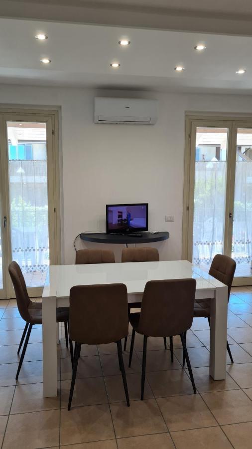 Appartamento Quadrivium Castelnuovo del Garda Exterior foto